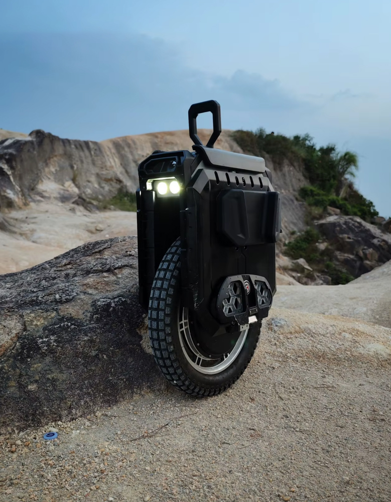  EXTREME BULL COMMANDER: THE FASTEST ELECTRIC UNICYCLE WITH BEST-IN-CLASS FEATURES