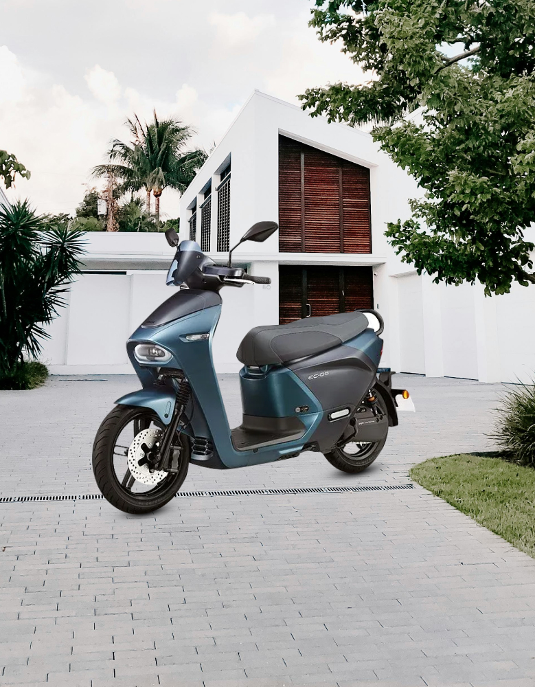  Yamaha Unveils Brand New E-Scooter with Fast Swapping Gogoro Batteries