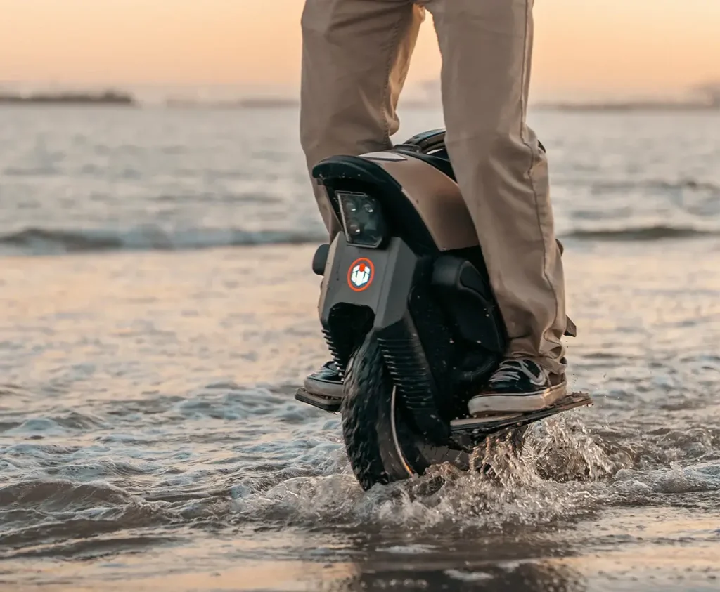 inmoiton v12s electric unicycle with ip rating
