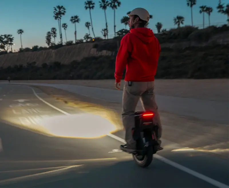 inmoiton v12s electric unicycle with bright headlight